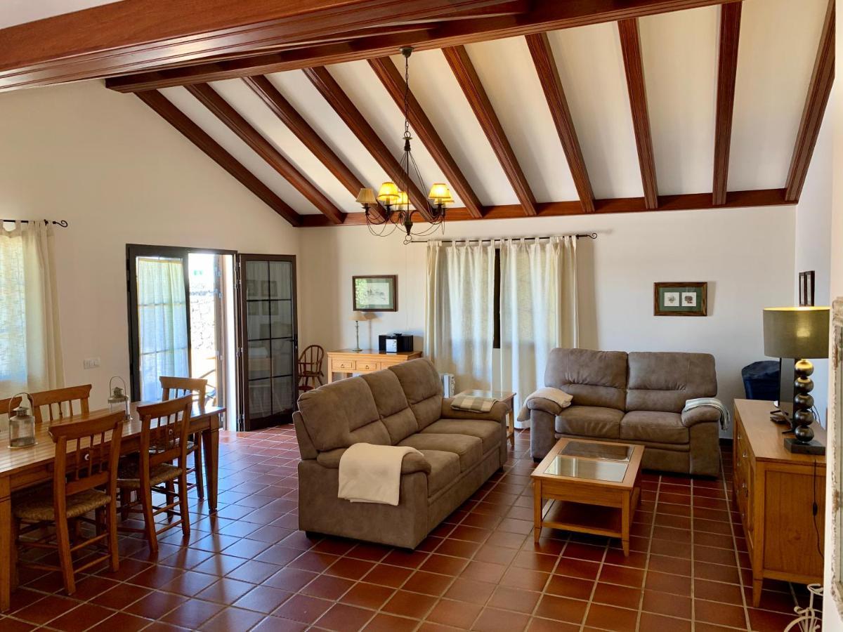 Casas Tomare I Villa San Bartolome  Luaran gambar